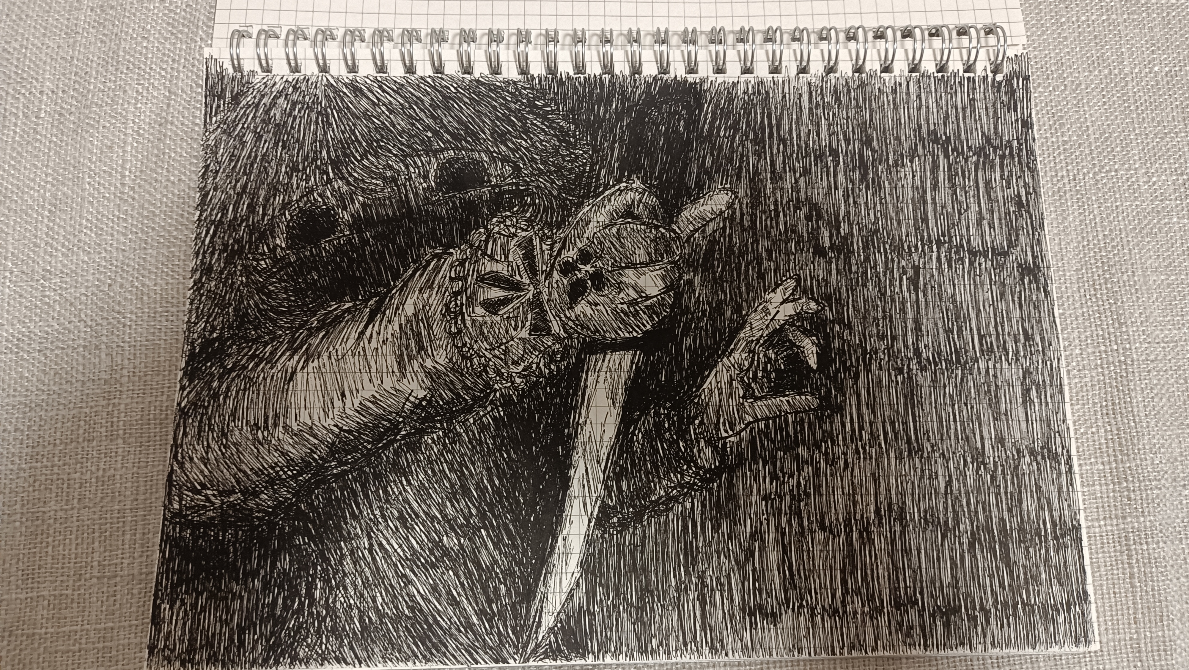 看看您这低下的创作能力…我嚼煎芦笋的响声都比您的作品多呀——♡_图2