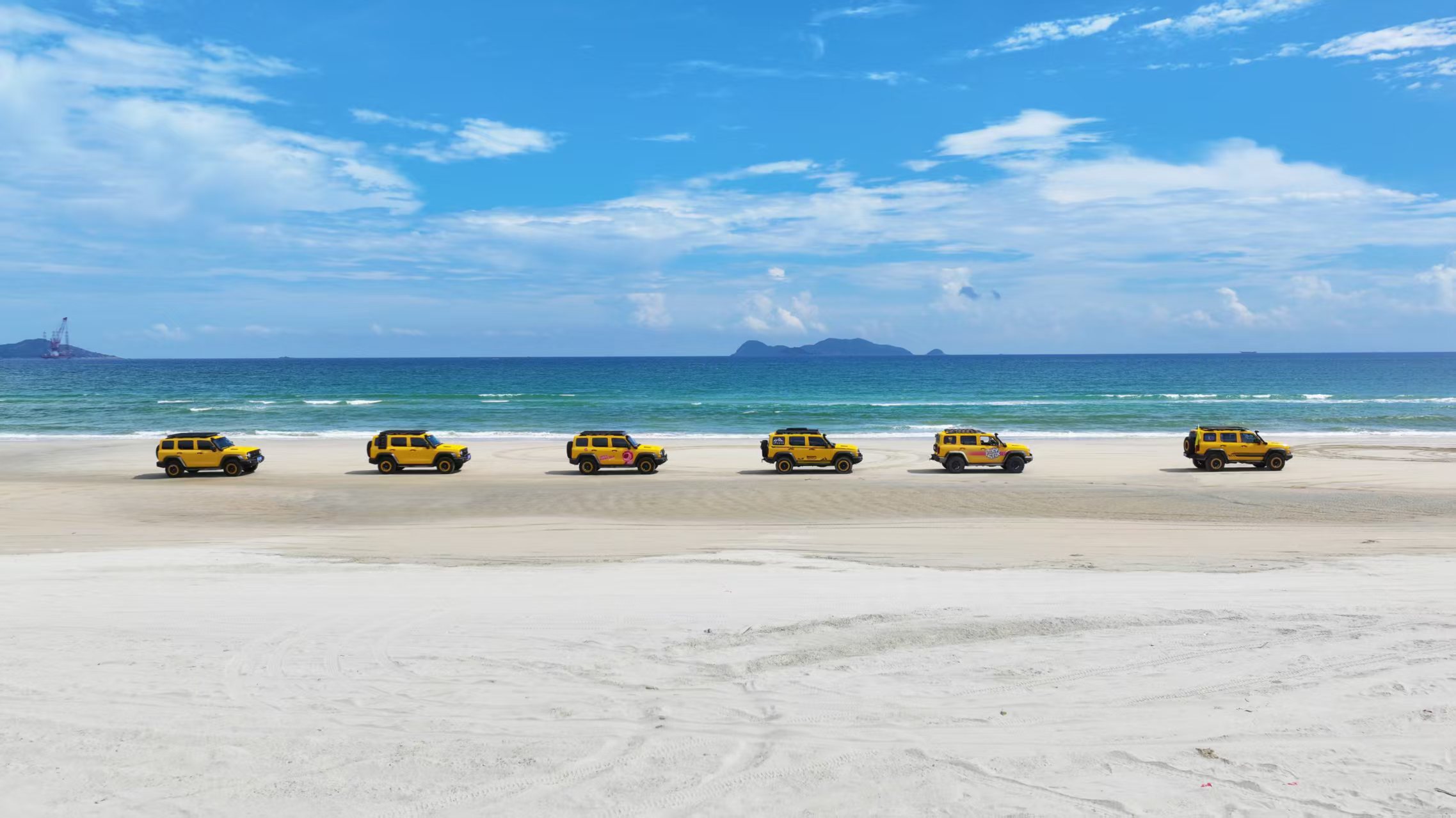 靓丽的车队_图1