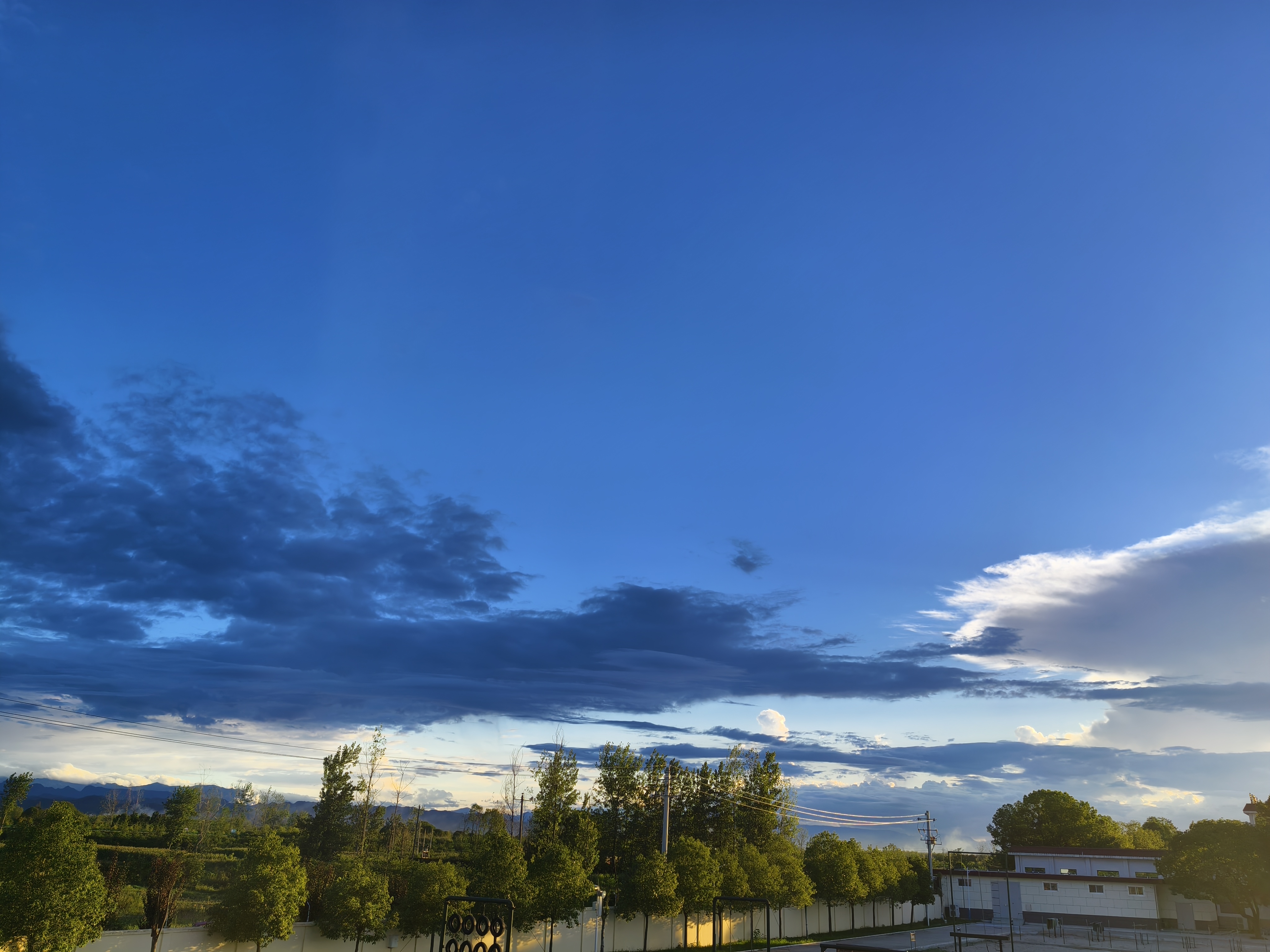 wf玩的眼睛酸了，出来放松放松！看看晚霞_图2