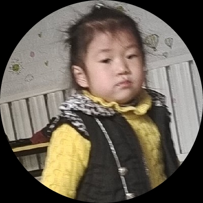 手抓的馍馍
