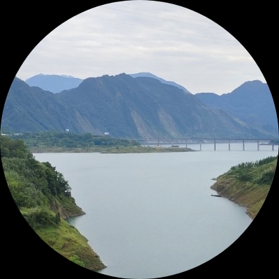 曾梦想仗剑走天涯