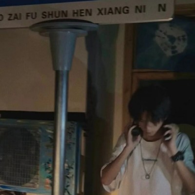 用户5de28d0a