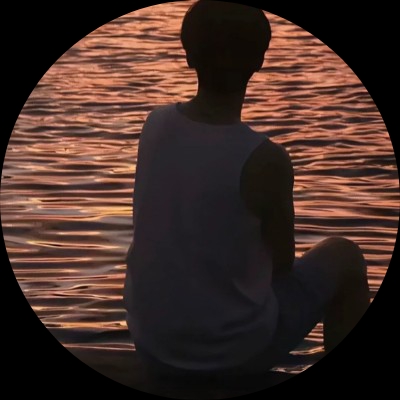 小男孩