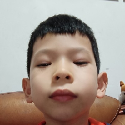 黄周恩