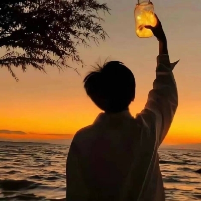 奇怪的小小怪