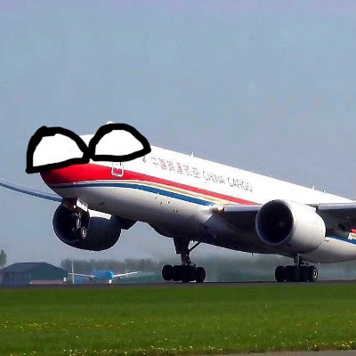 Boeing一家中航货运的777