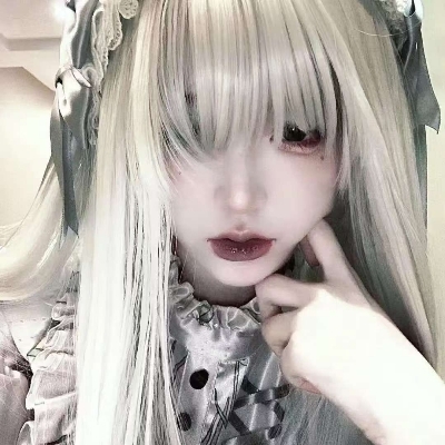 枯骨吻残花