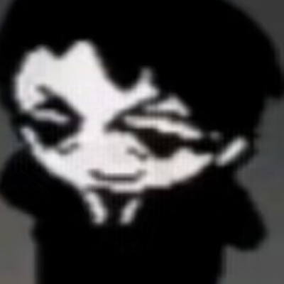 摸鱼玩游戏的罗兰