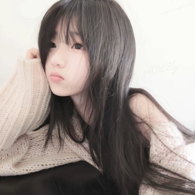 他的眼角两颗痣