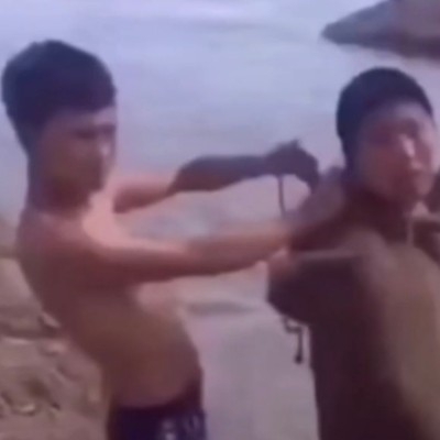 大美人吐泡泡zpc228