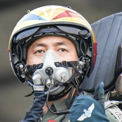 金盔