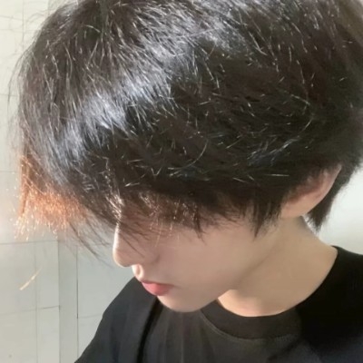 是一个小帅