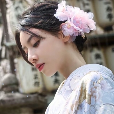 中森朔晴