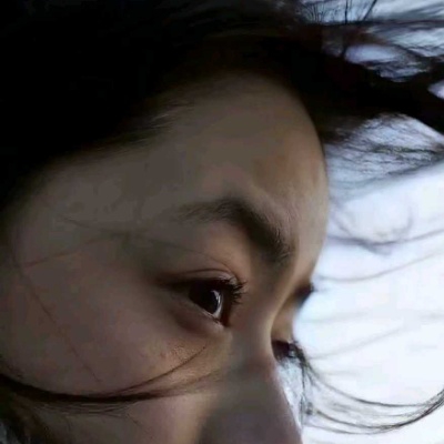 女 口